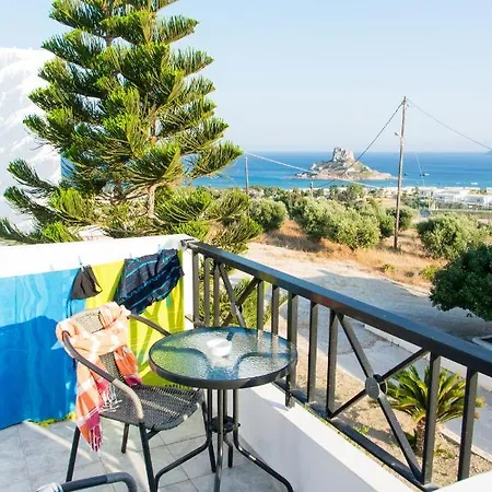 Aparthotel Sea View 2*